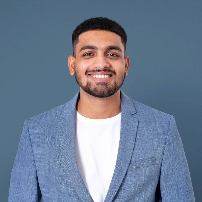 Ahmed Al Mansouri complex visa expert Gulf Corporate Services